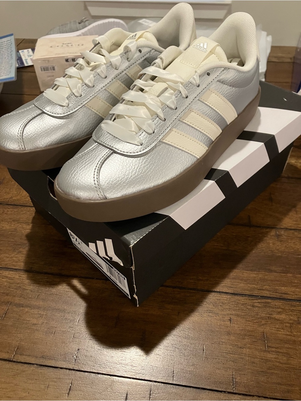 adidas Women’s VL Court Silver Sneakers Sz 8.5
